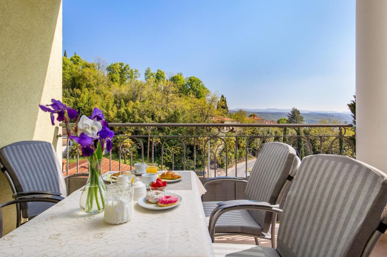 Light Summer Apartment With A Swimming Pool Opatija Exterior photo